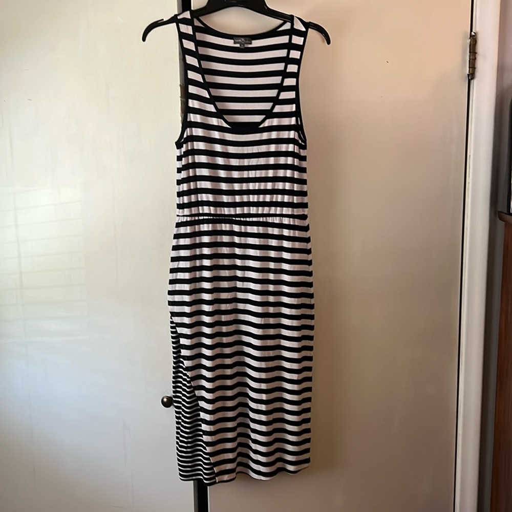 Market & Spruce striped midi dress size medium
